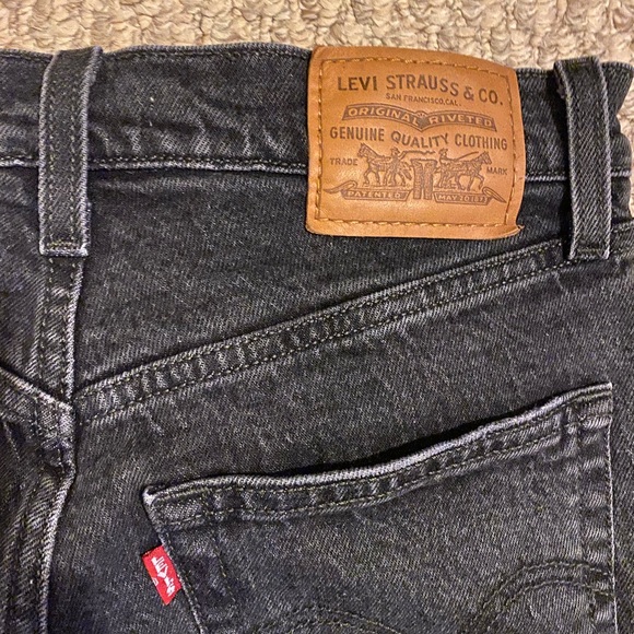 Levi’s Ribcage Straight Jeans Black - Picture 2 of 5